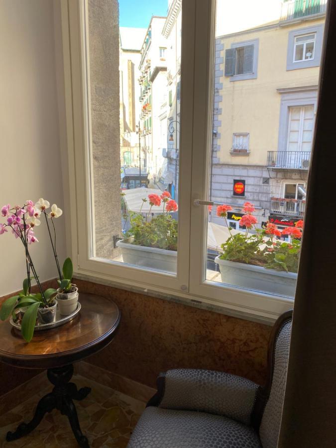 Bed and Breakfast Dimora Donna Elena Neapel Exterior foto