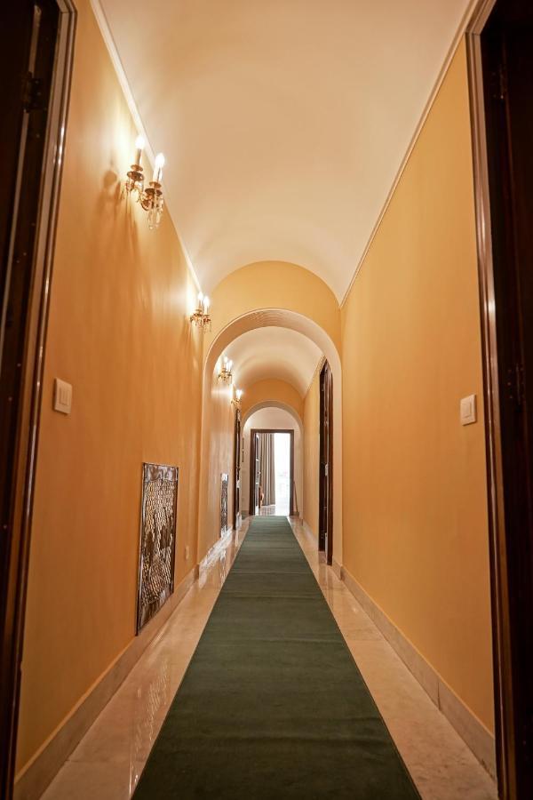 Bed and Breakfast Dimora Donna Elena Neapel Exterior foto